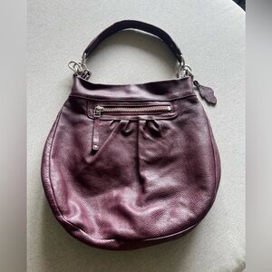 ROOTS- Olivia Hobo bag -aubergine pebble leather